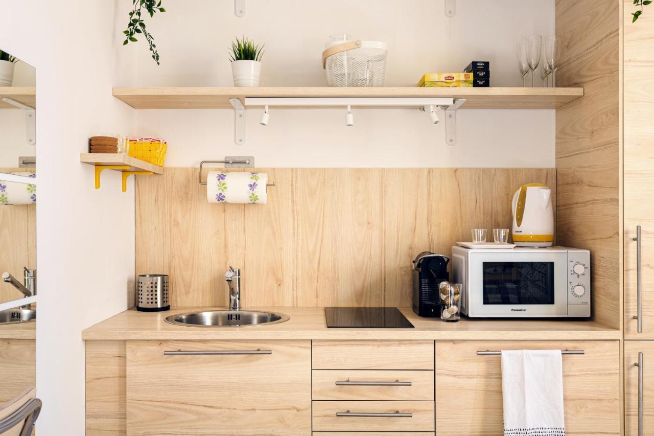 A Yellow Touch - Modern Studio In Isola Milano Dış mekan fotoğraf